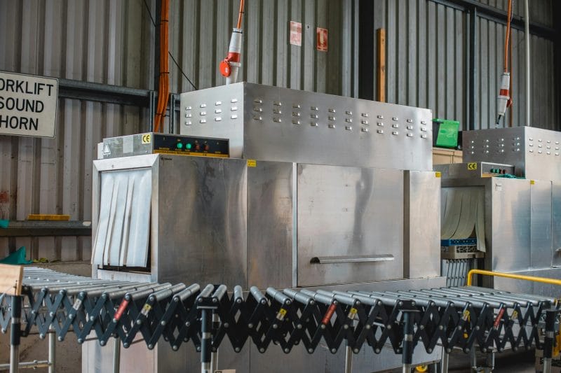 Plastic granulator machine compared to industrial shredder for recycling
